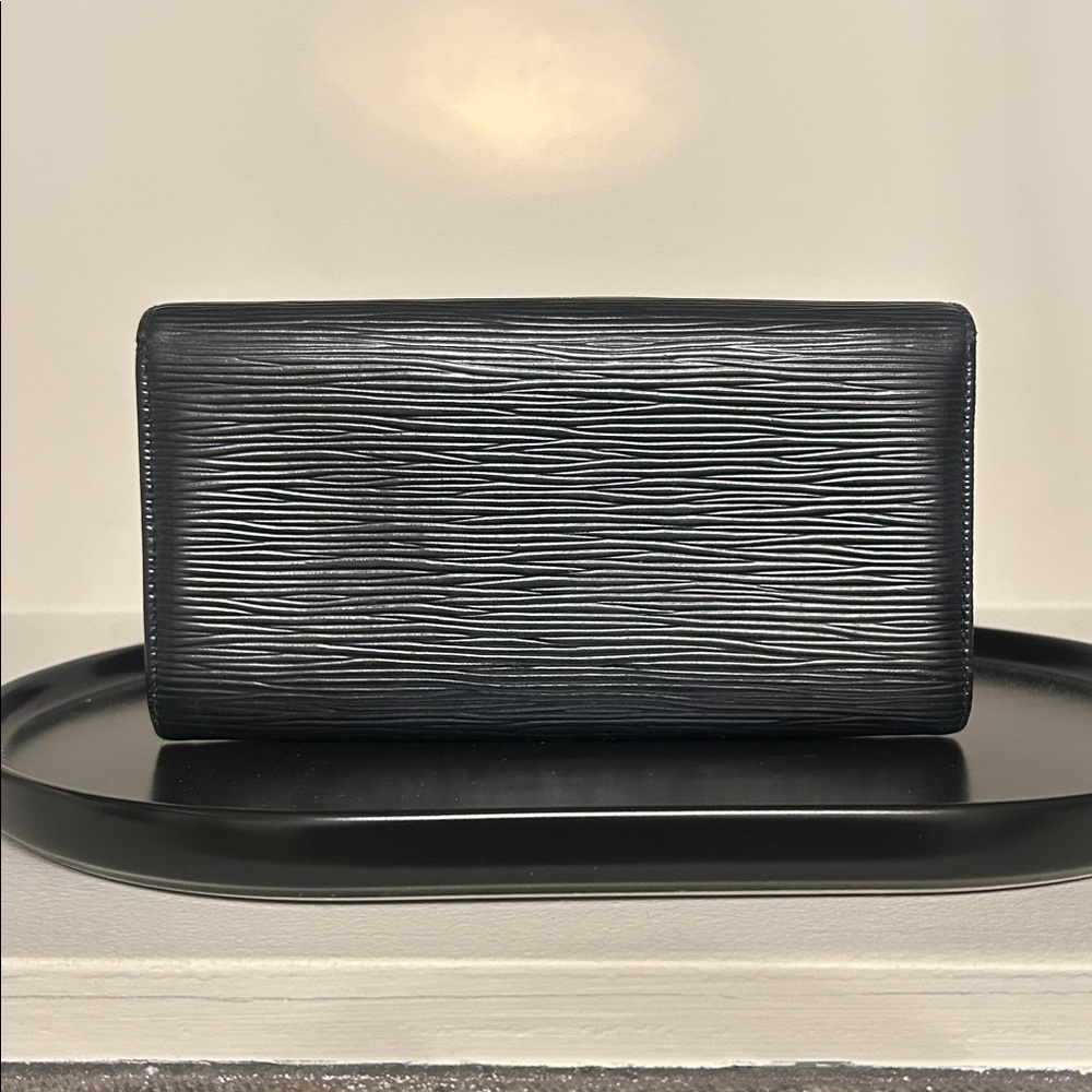 Louis Vuitton Epi Black Textured Wallet - Picture 2 of 6